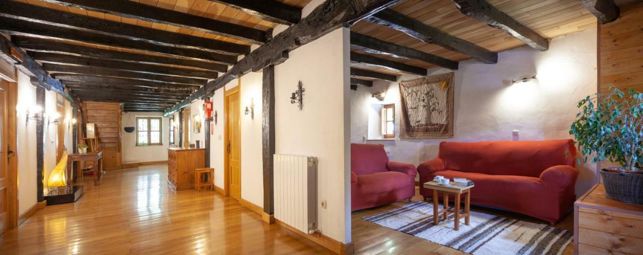 Albergue Mandoia Aterpetxea Arantzazu Exterior foto